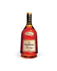 Бутылка коньяка Hennessy VSOP 0.7 L